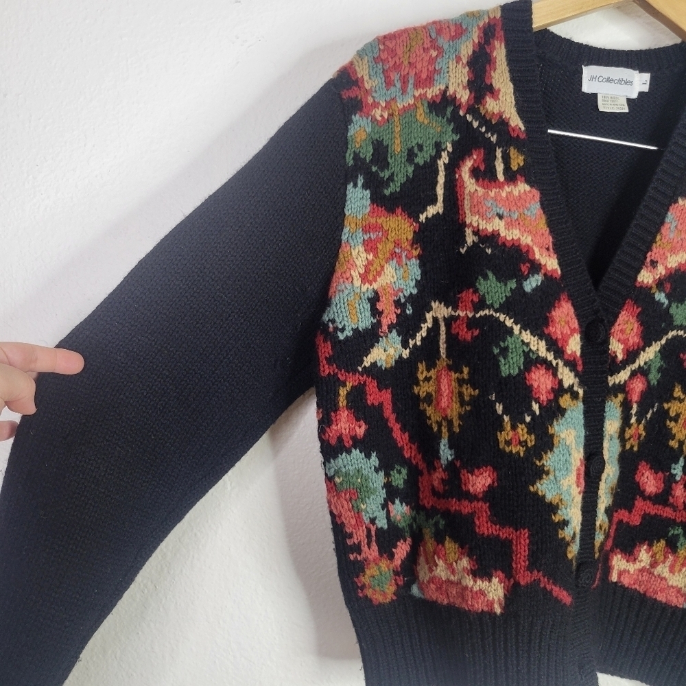 Vintage floral black button up cardigan sweater - Picture 3 of 8